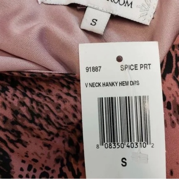 VANITY ROOM SNAKE PRINT HANKER CHIEF HEM DRESS SIZE SMALL - Picture 6 of 7